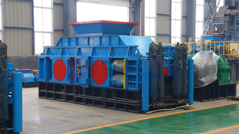 破碎鵝卵石的對輥破質量如何？時產200噸輥式制砂機價格高嗎？