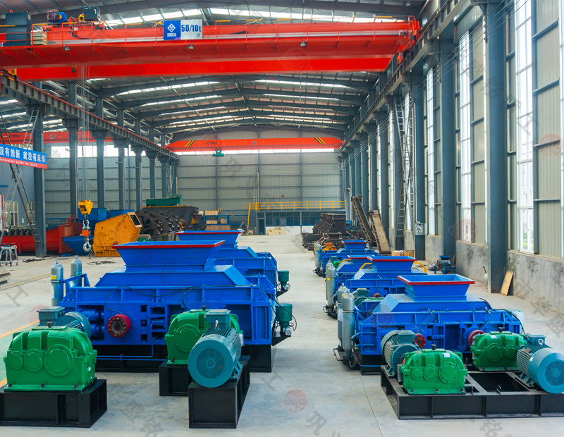 46巖石制砂機(jī) 46巖石制砂機(jī)