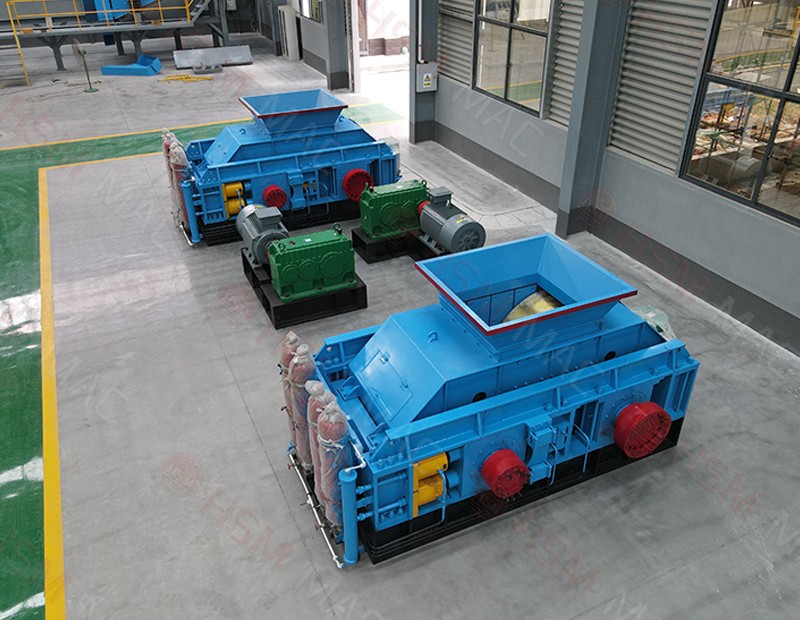 埋弧焊焊劑破碎機車間實拍